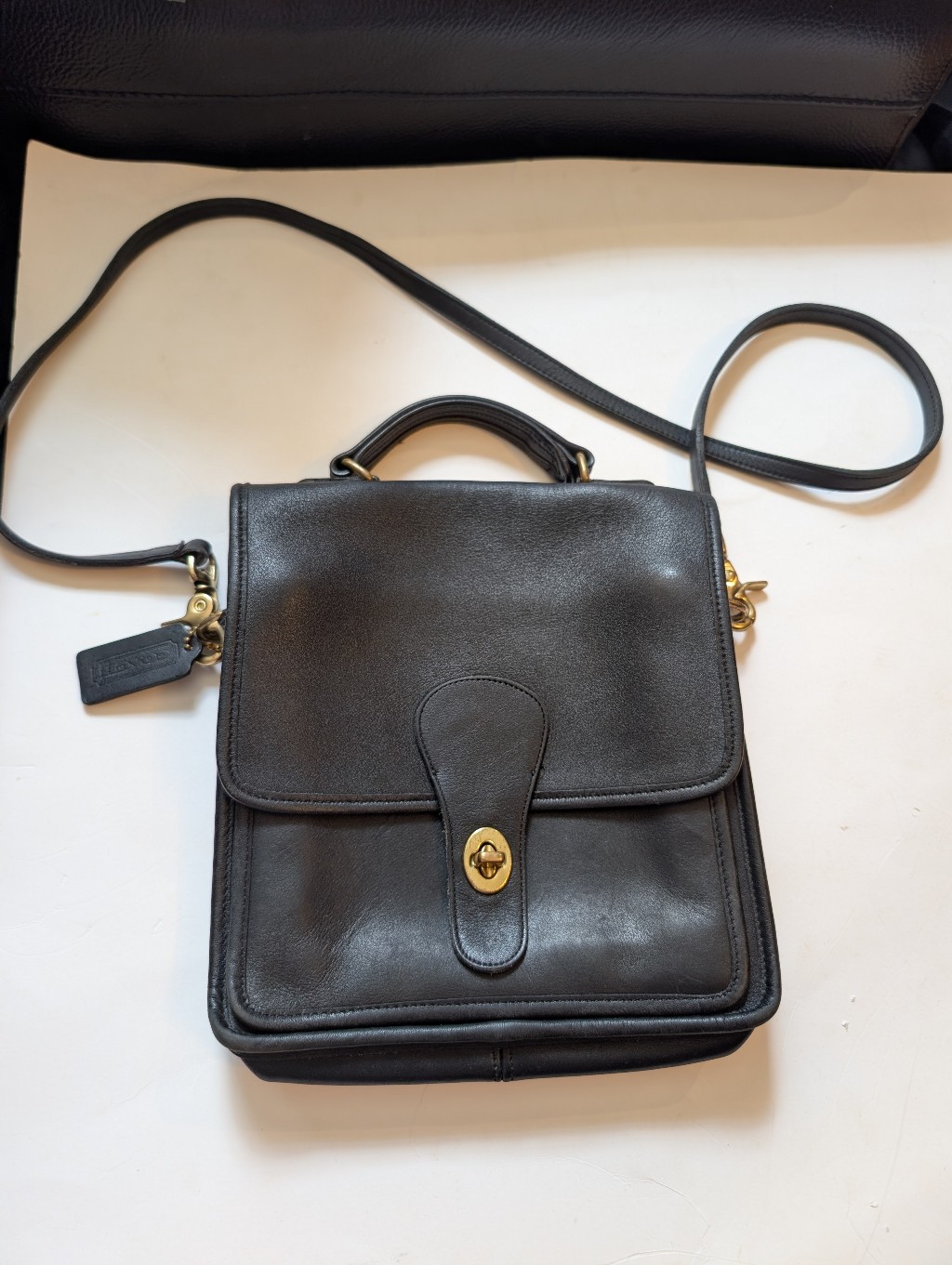 Vintage Coach Court Bag Black Leather Crossbody Sholder Bag 0543-433 Made In Usa
